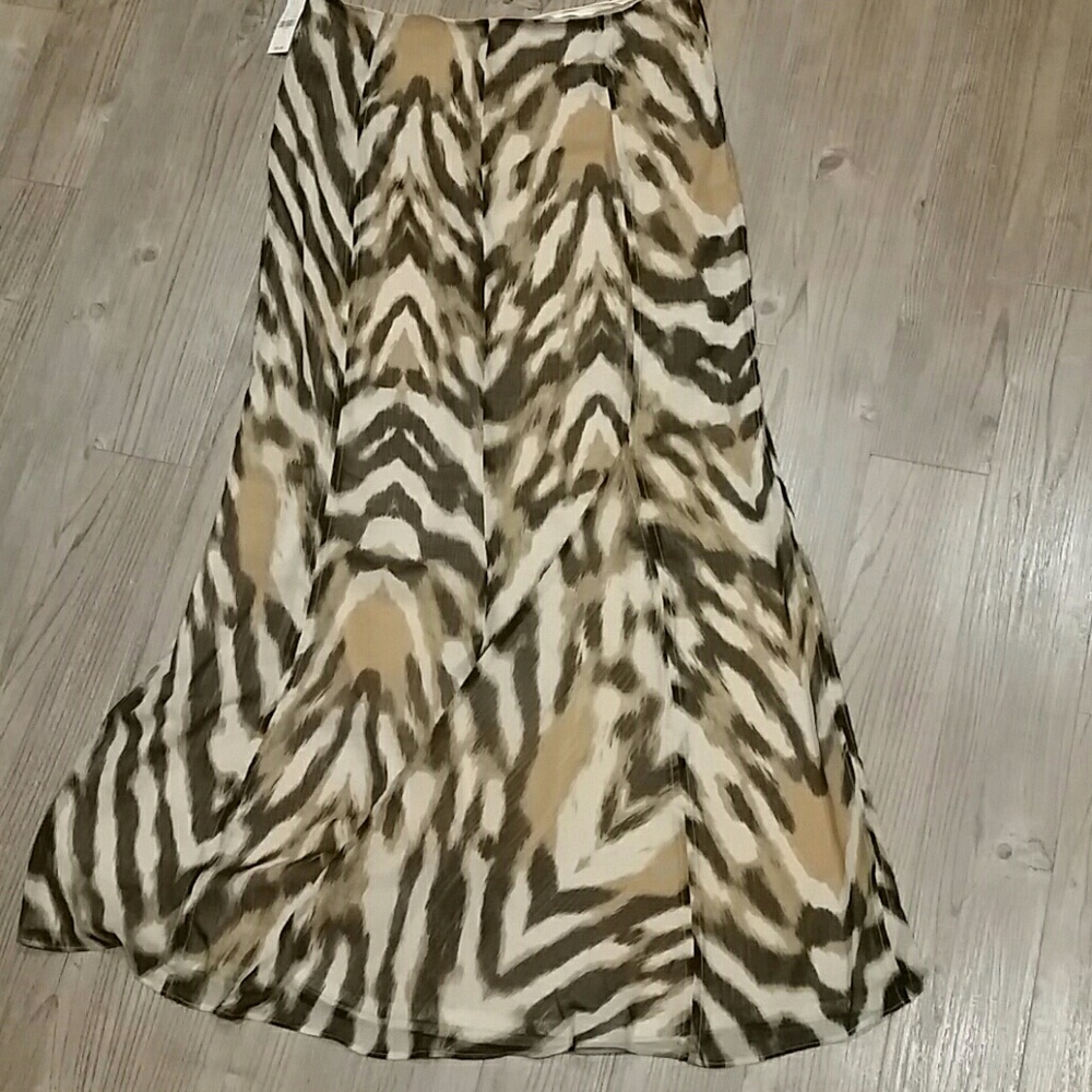 NWT Long dress size 6